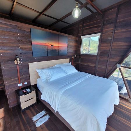 321 Surprise Beach House And Glamping Archibolds Extérieur photo