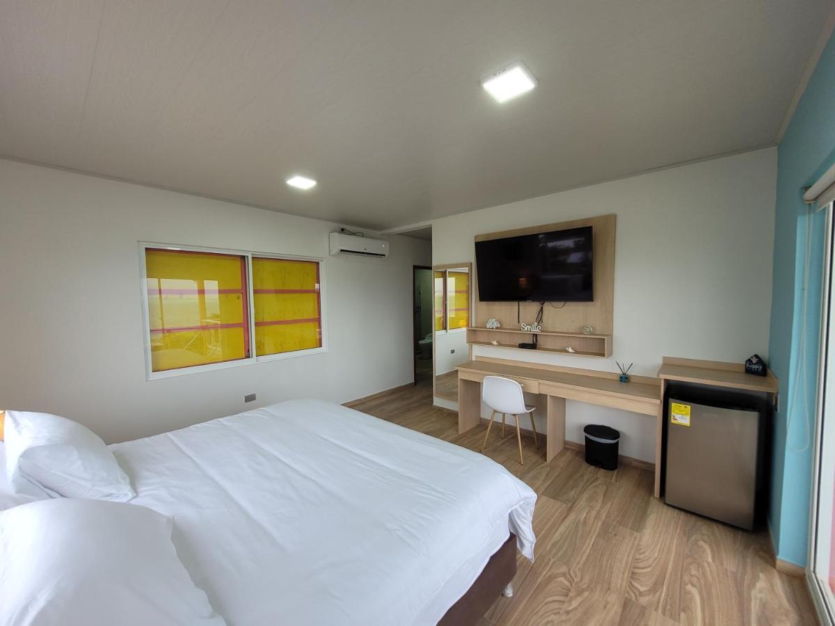 321 Surprise Beach House And Glamping Archibolds Extérieur photo