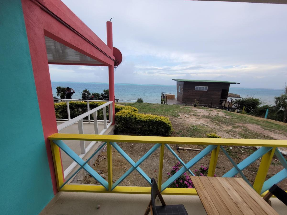 321 Surprise Beach House And Glamping Archibolds Extérieur photo