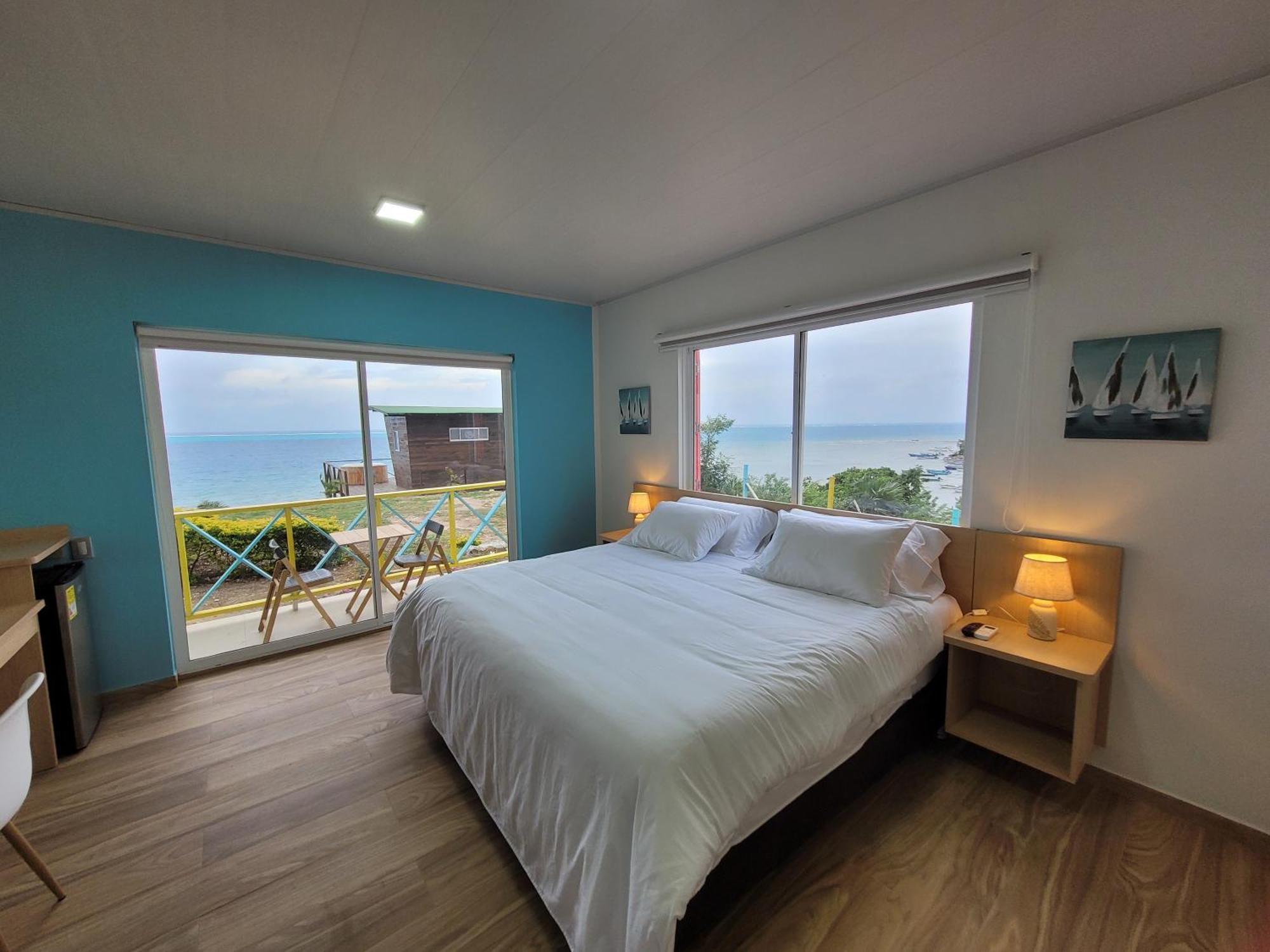 321 Surprise Beach House And Glamping Archibolds Chambre photo